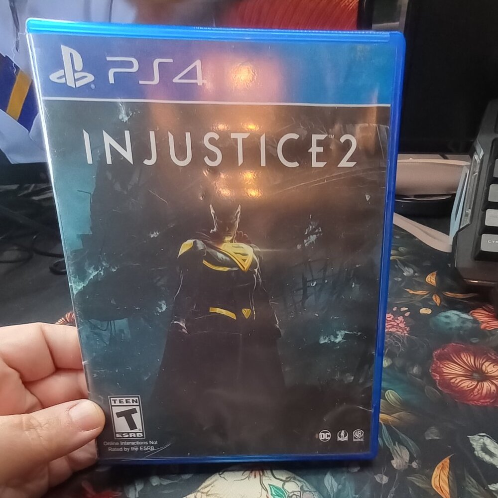 Injustice 2 PS4 Game Complete Case & Disc DC Fighting Game